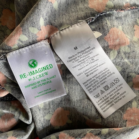 J Crew Tissue Turtleneck in Poppy Fields - Picture 6 of 8